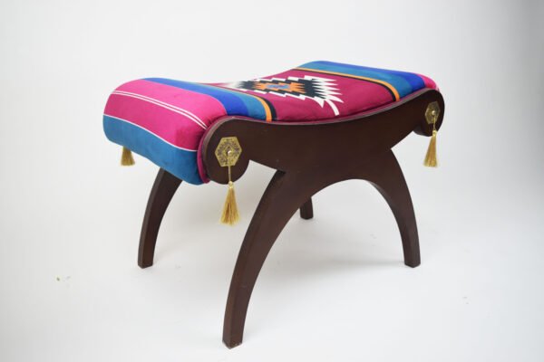 Pharaoh's-Bedouin Banquette